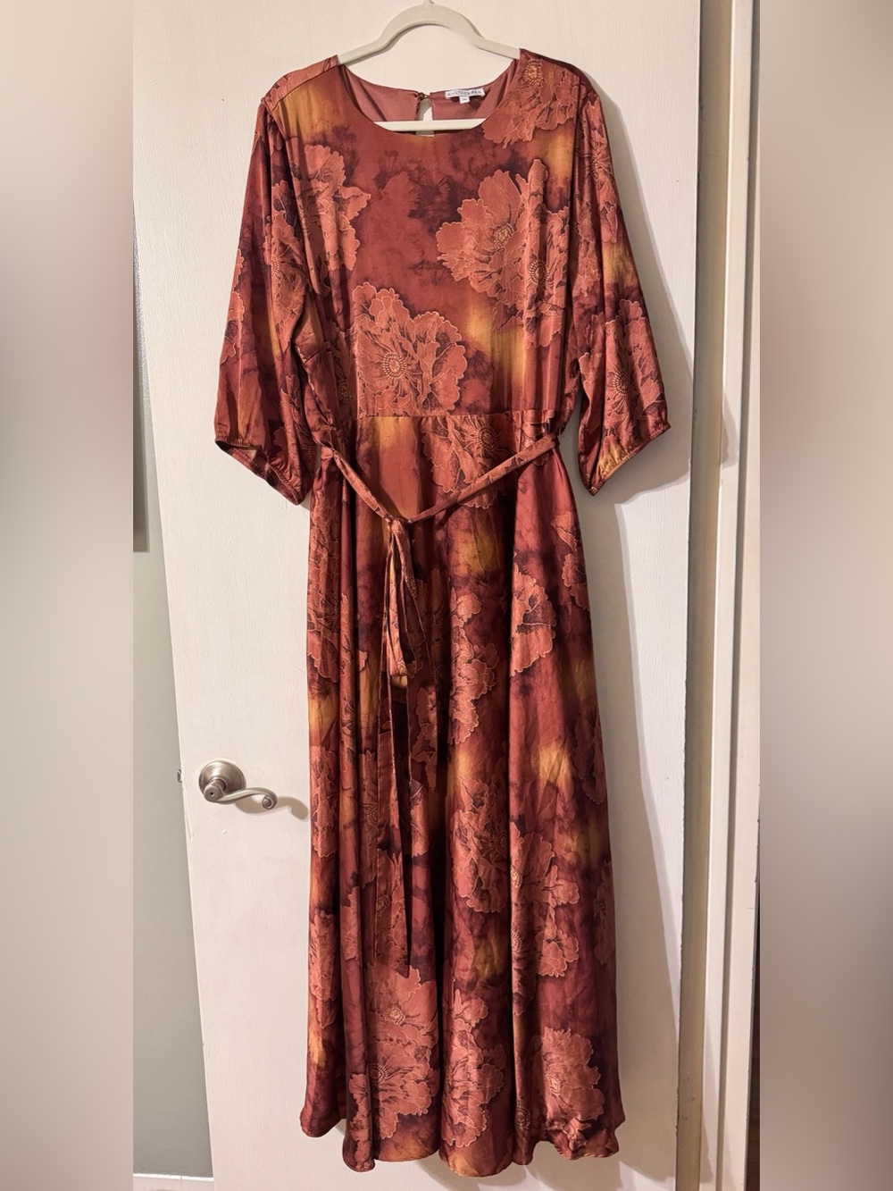 Baltic Born Terracotta Floral Tie-Waist Satin Paula Maxi Dress 2XL - Picture 4 of 7